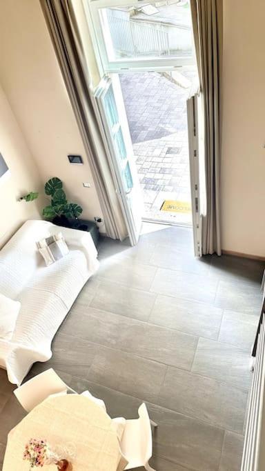 Duomo Modern Loft 100Mt From Duomo And Lake Como Zewnętrze zdjęcie